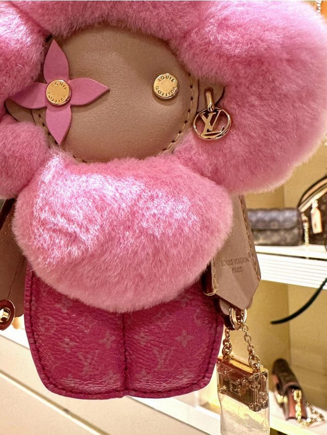 Vivienne Fashionista Bag Charm