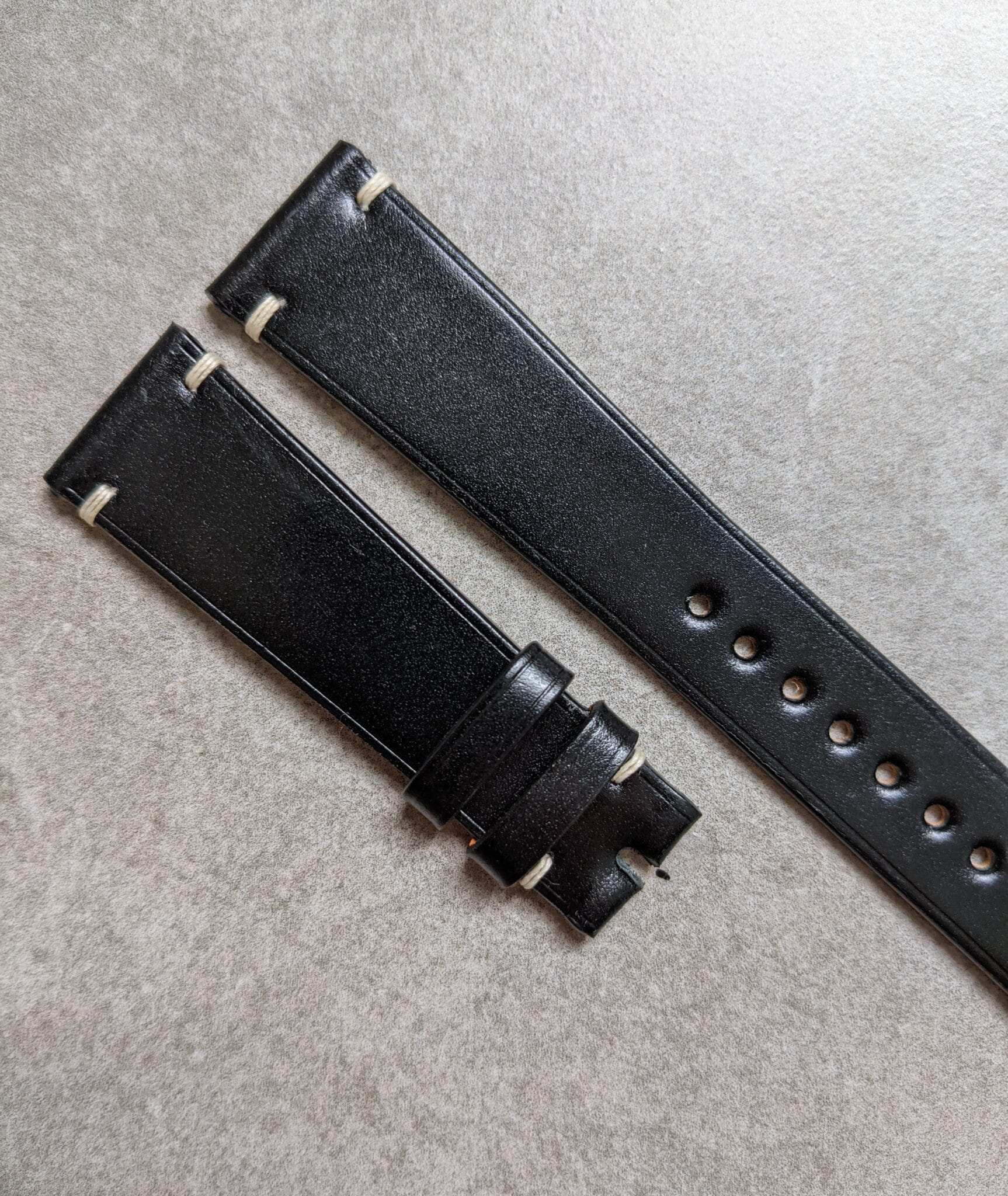 Cordovan Vintage Strap Minimal Stitch - Black