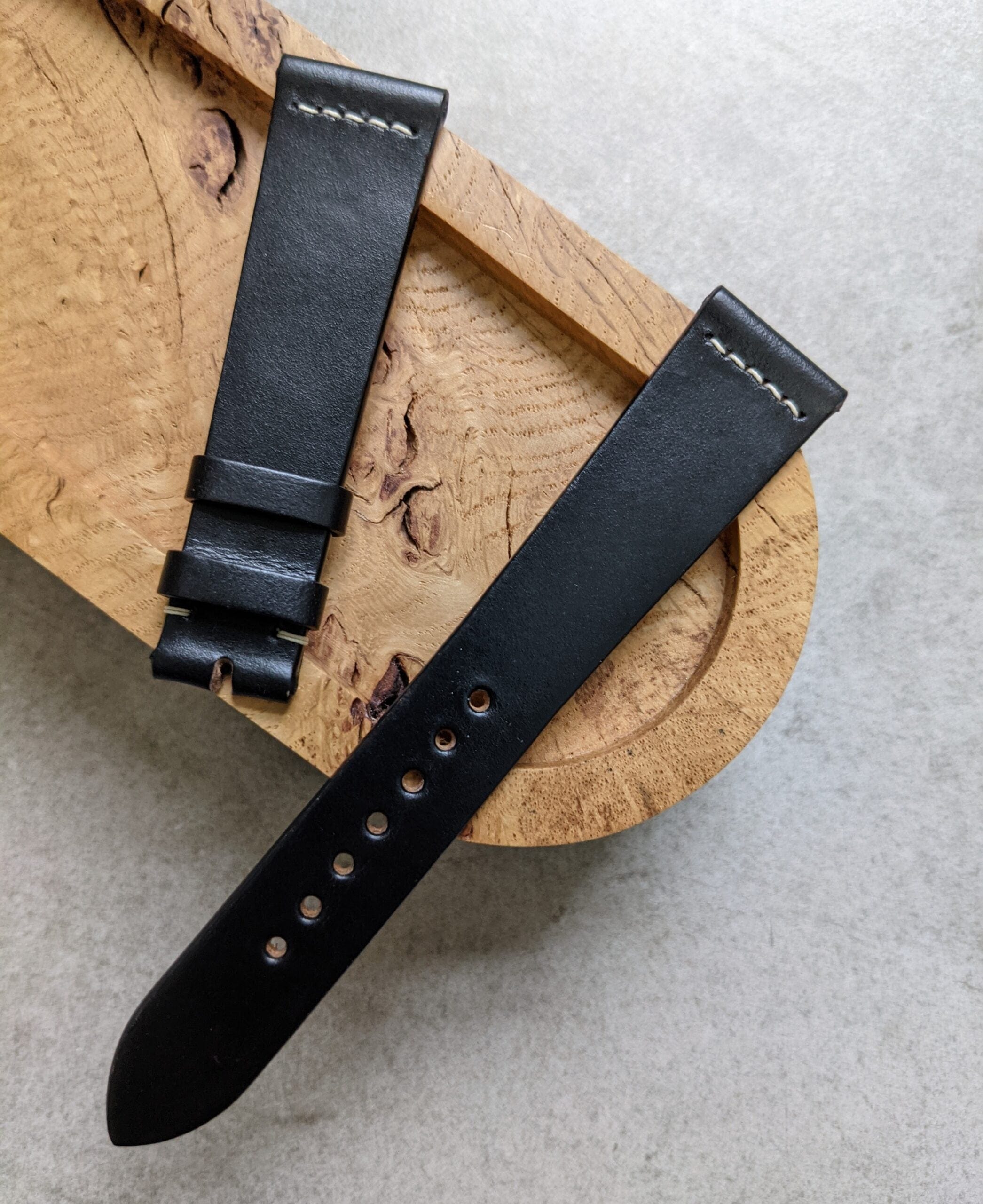 Chromexcel Vintage Strap Stitch - Black W/Cream stitch