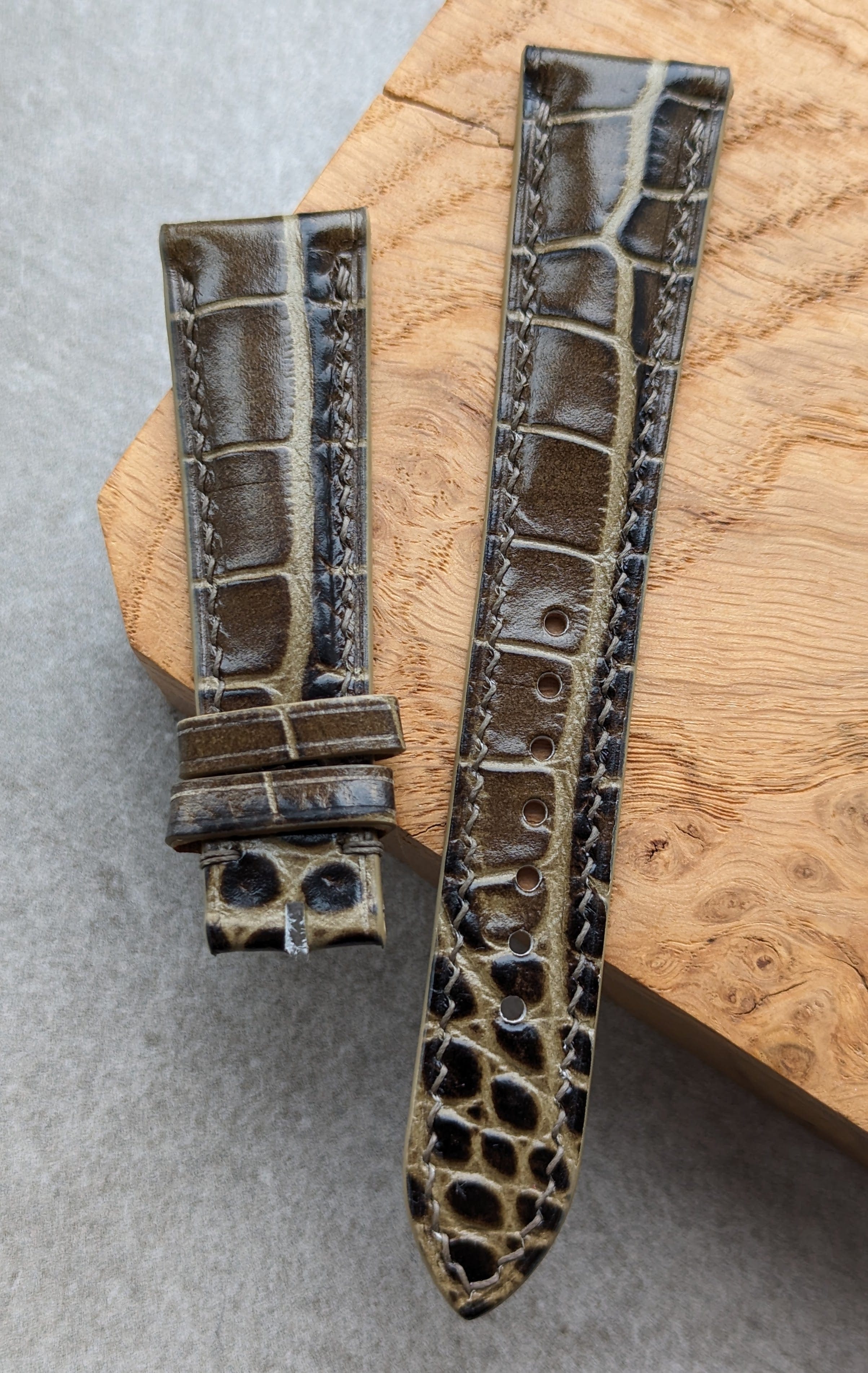 Embossed Crocodile Watch Strap - Military Green
