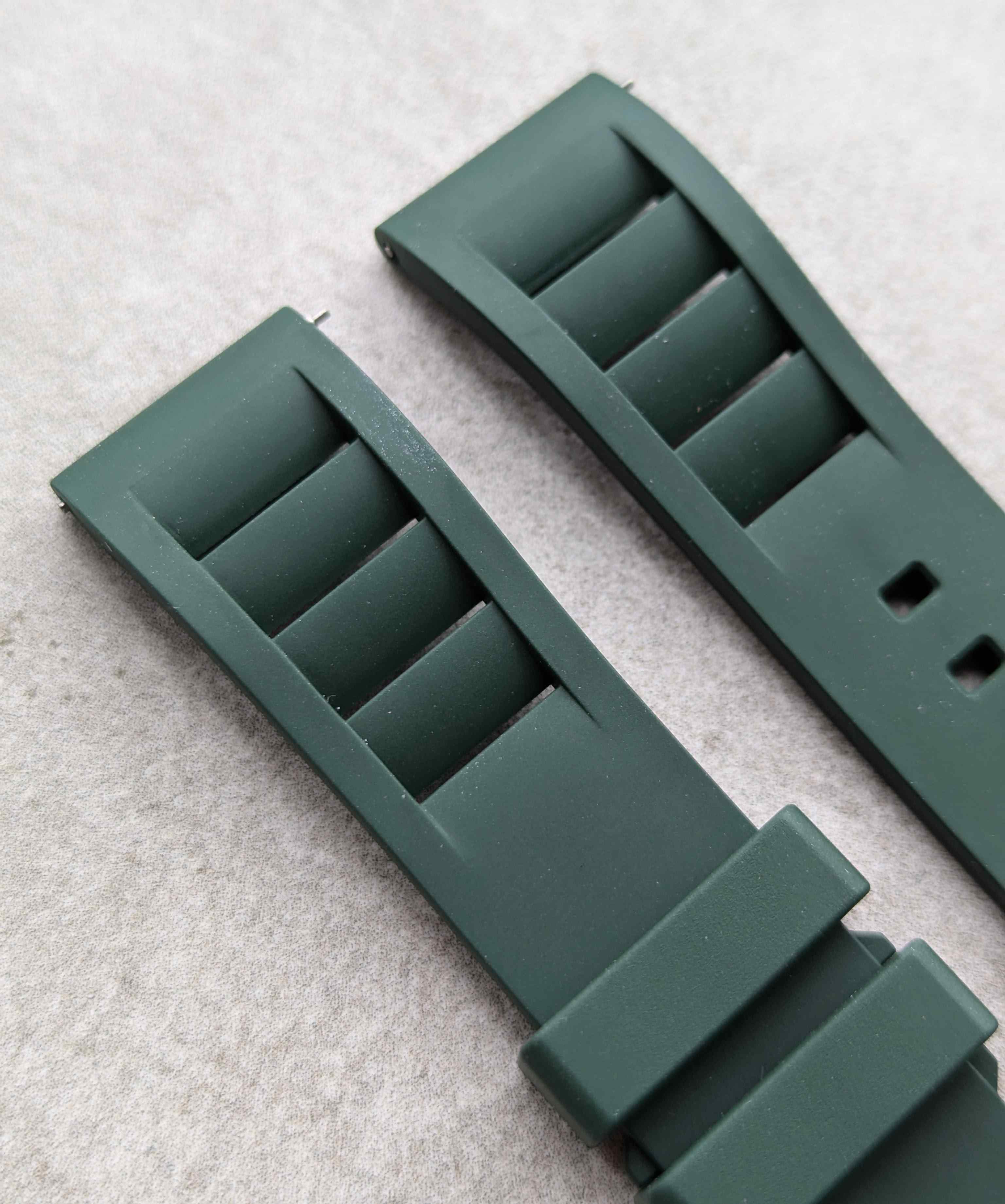 Premium 'Soft Touch' Vented Rubber Straps