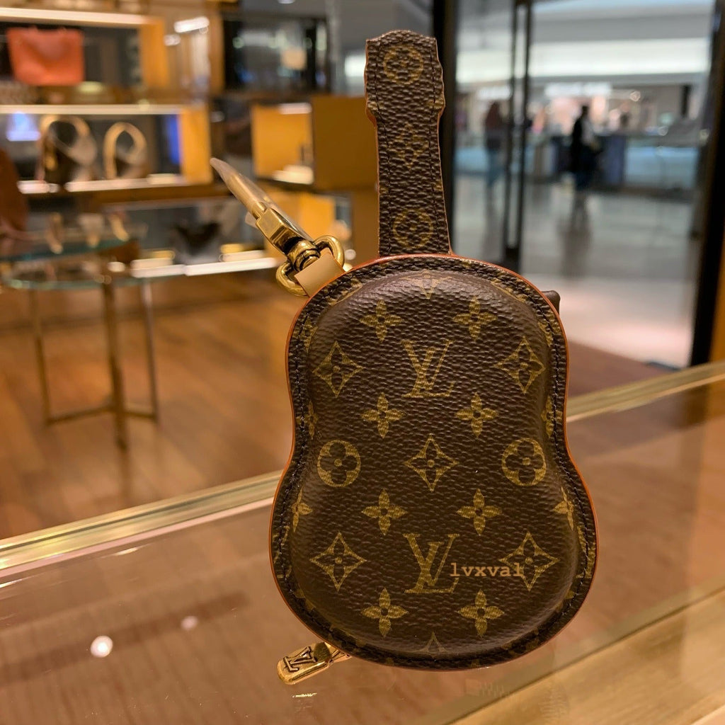 Guitar Pouch