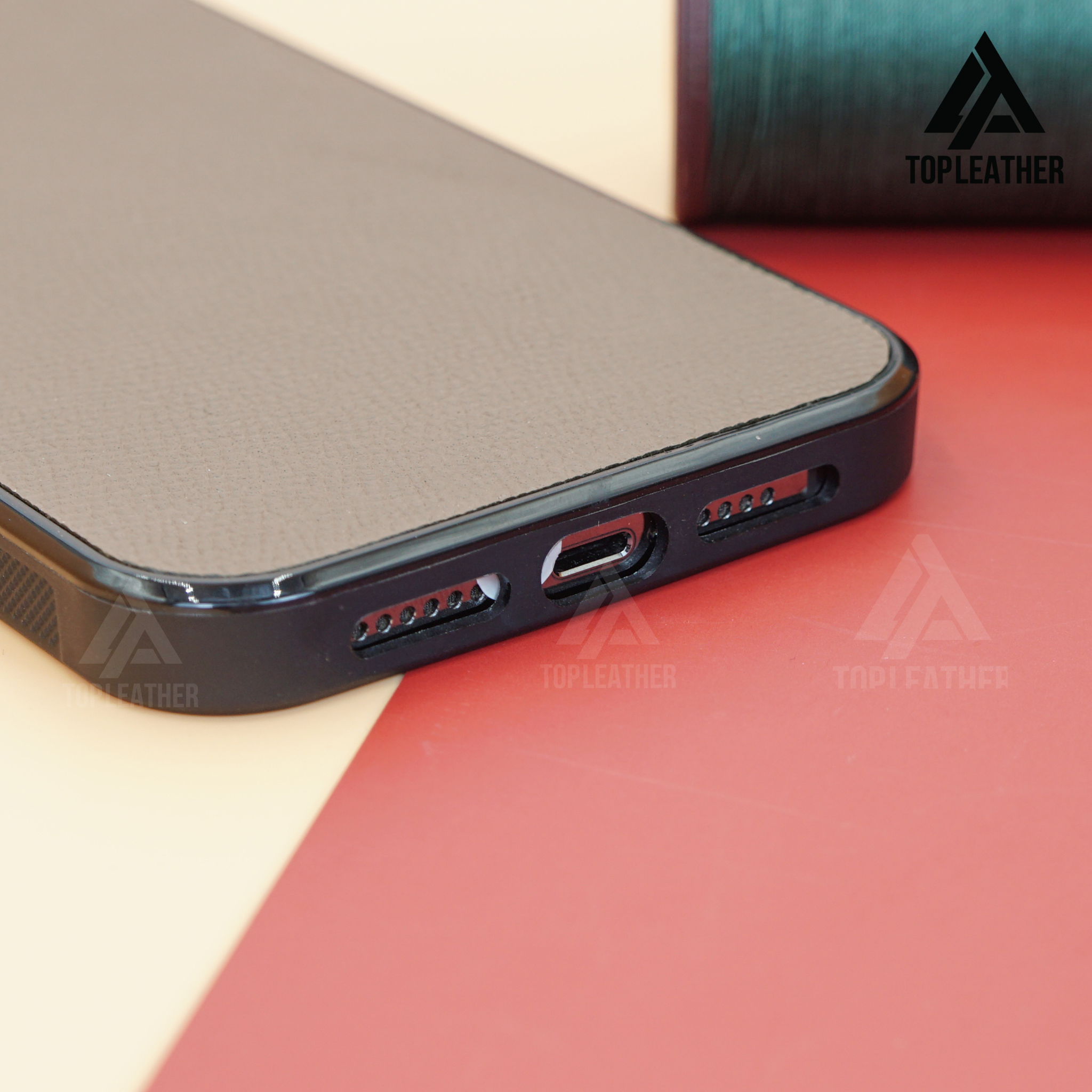 Epsom Leather Phone Case for iPhone 11 12 13 14 Pro/Promax - Hazelnut Brown